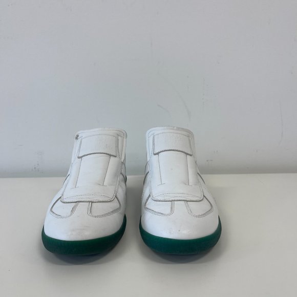 Mens Leather White sneaker with green sole - Picture 1 of 5